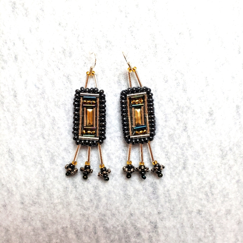"Azteca" Beaded dangle earrings - Picture 3 of 3